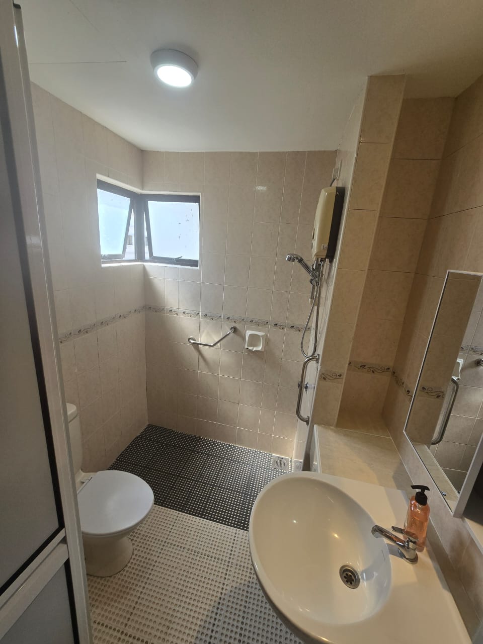 Bathroom 2